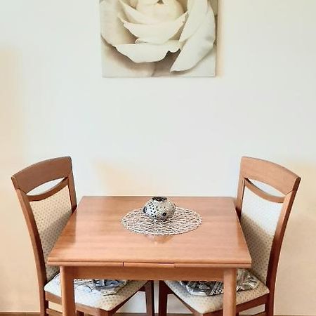Ekko Apartman Hegyko Luaran gambar