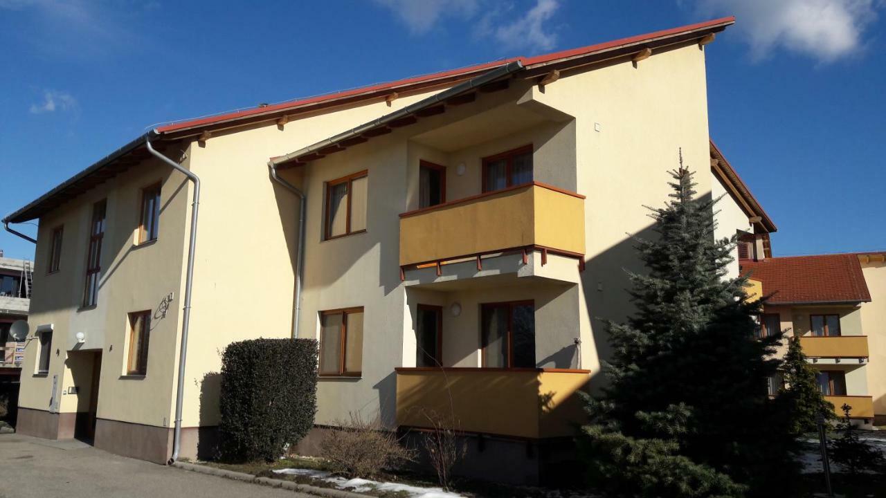 Ekko Apartman Apartment Hegyko Luaran gambar